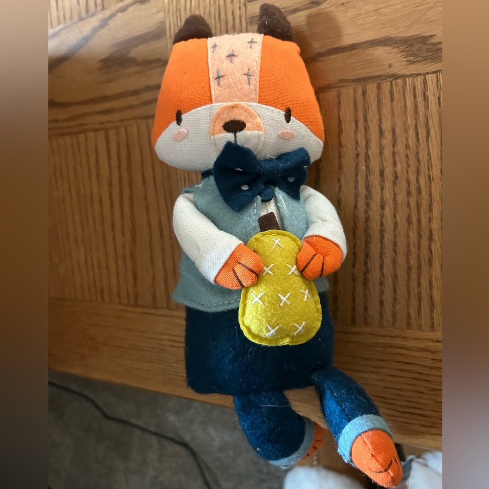 Fall Fox Plush Toy Set - Picture 3 of 4